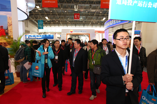 cippe迎來中石油管道局投產(chǎn)運(yùn)行公司領(lǐng)導(dǎo)參觀考察(圖5)