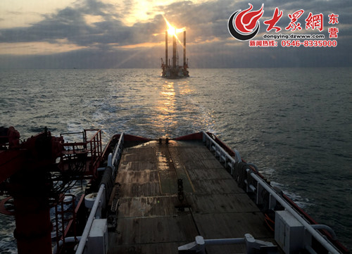 海洋石油船舶中心完成勝利作業(yè)新一平臺(tái)首航任務(wù)(圖1)